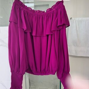 Express Off-Shoulder Ruffle Peasant Top in Magenta